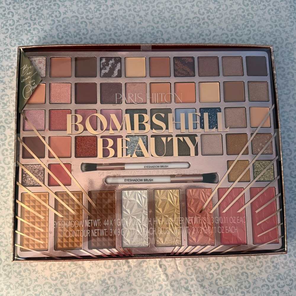 Paris Hilton Metallic Rose Gold Beauty Palette